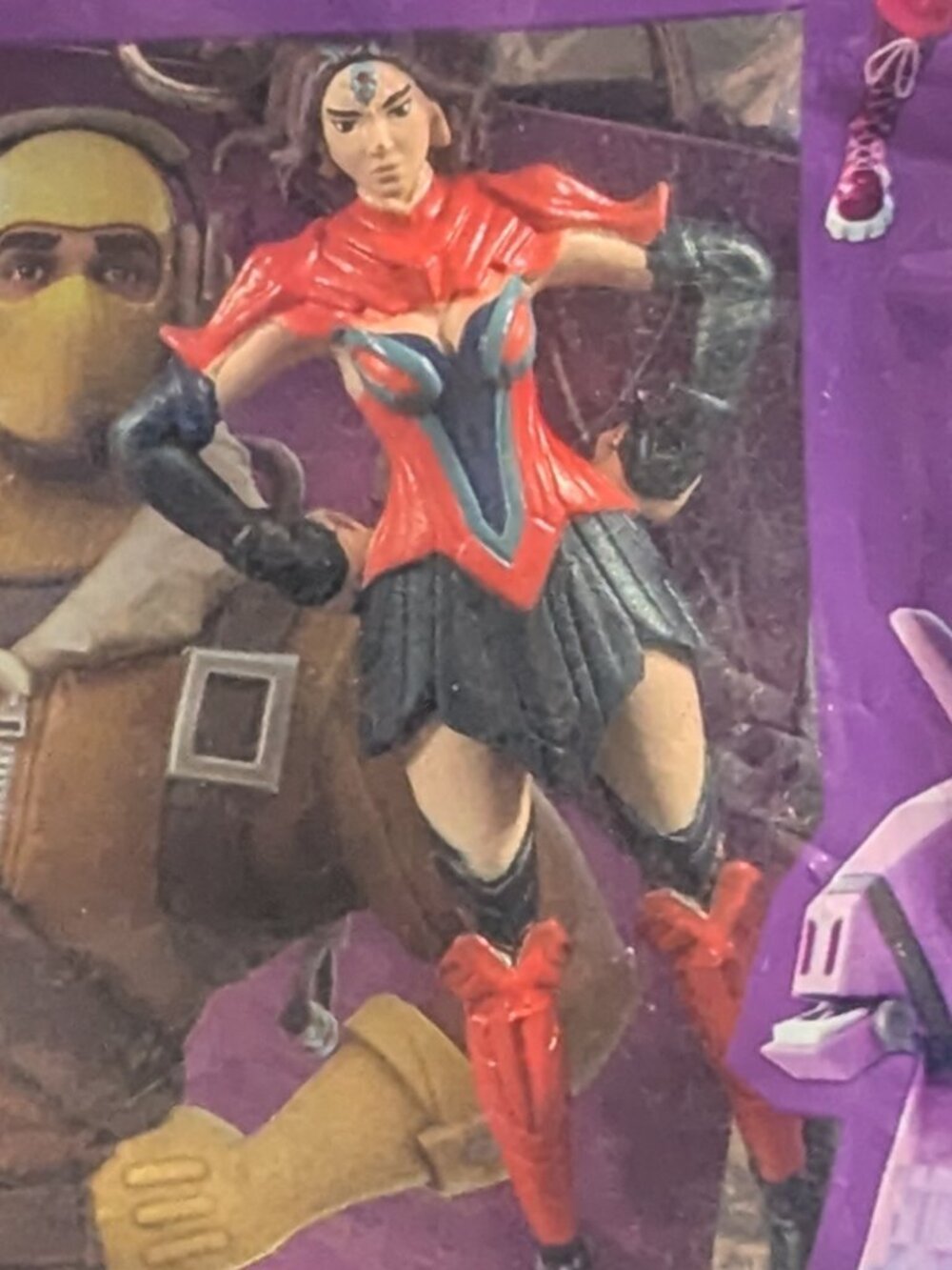 New Fortnite keychains: Rabit Raider & Valor - Picture 3 of 3